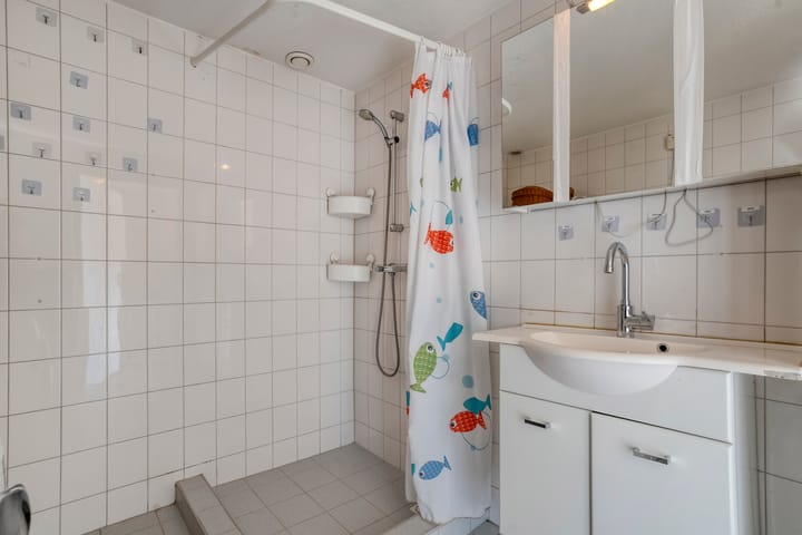 Tussenwoning te koop: Hesselterbrink 216, Emmen