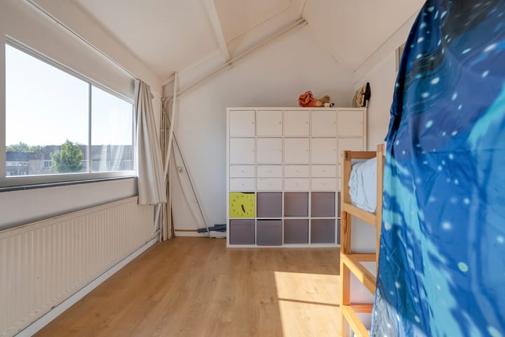 Tussenwoning te koop: Hesselterbrink 216, Emmen