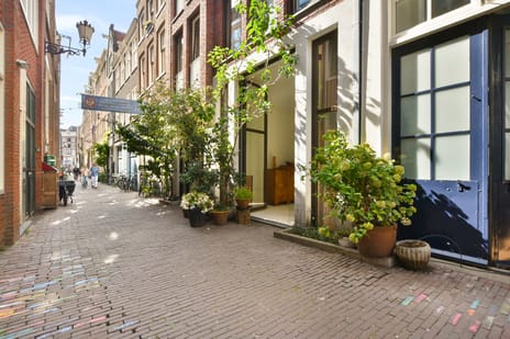 Sint Nicolaasstraat thumbnail