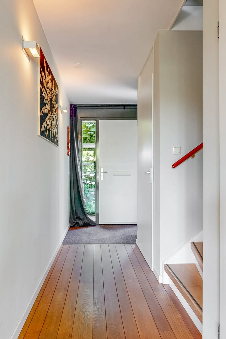 Hoekwoning te koop: Bloemendaalselaan 62, Leiderdorp