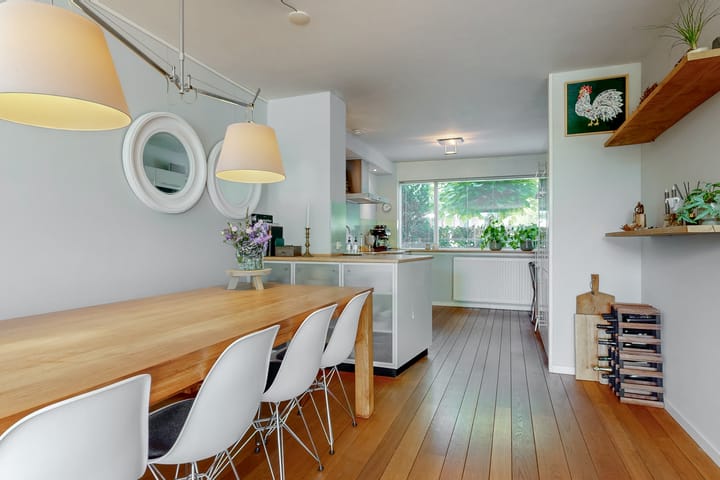 Hoekwoning te koop: Bloemendaalselaan 62, Leiderdorp