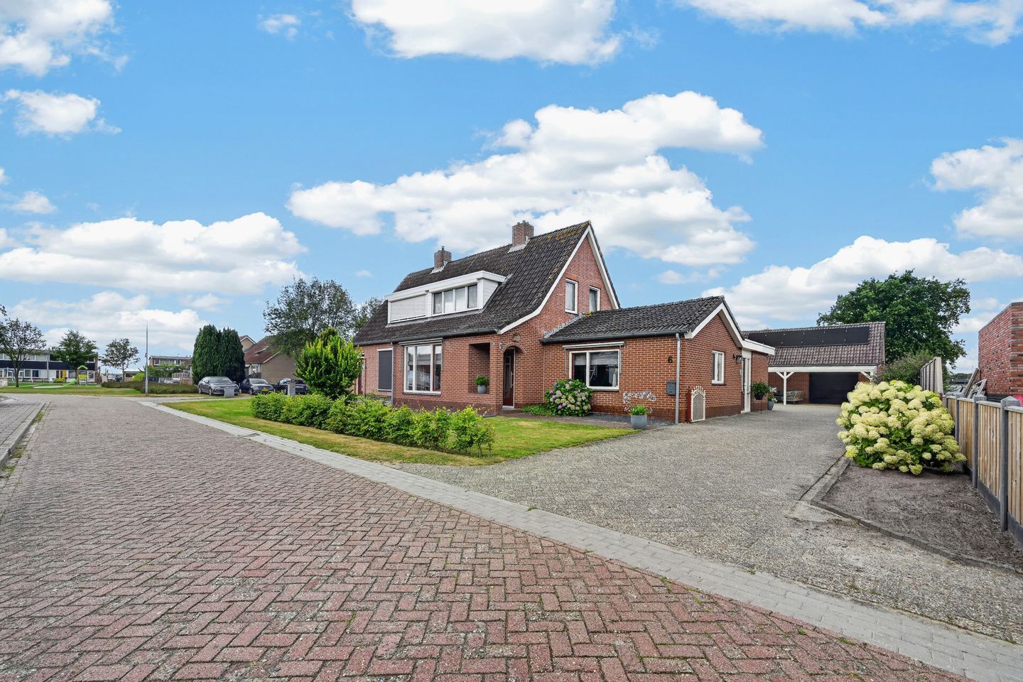 Foto 44 van Pastoor de Klaverstraat 6
