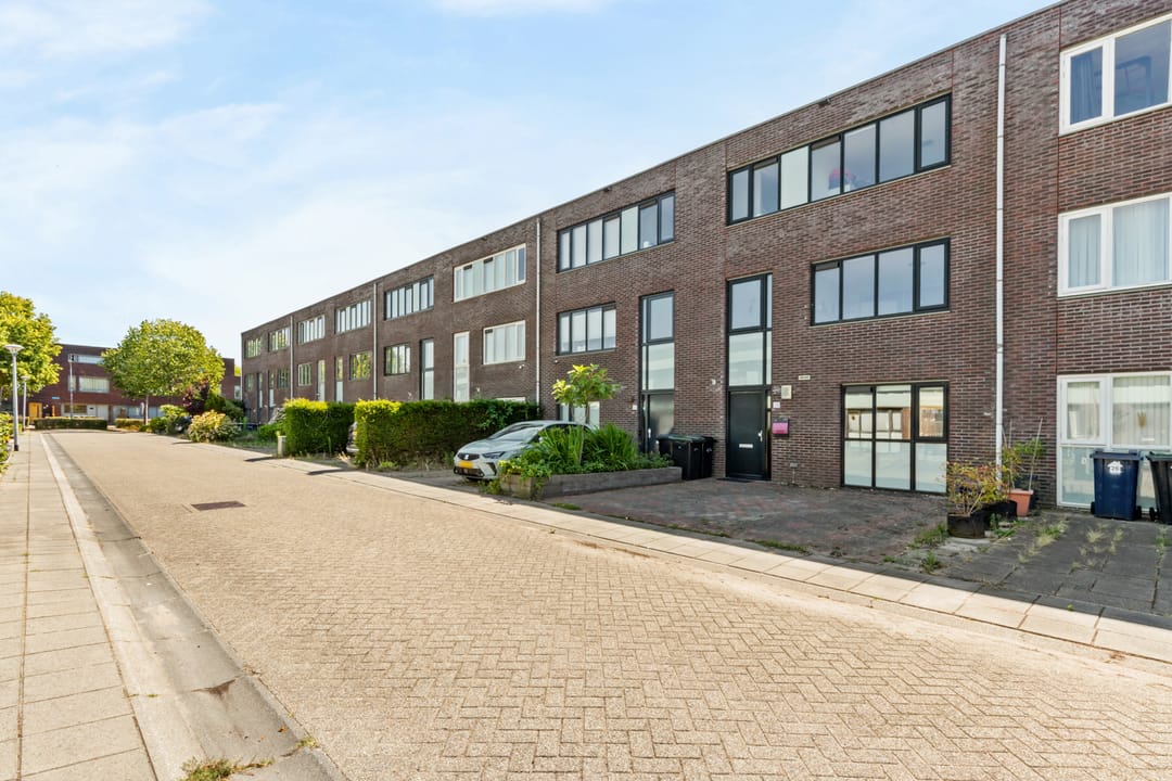 Foto 1 van Sisleystraat 28