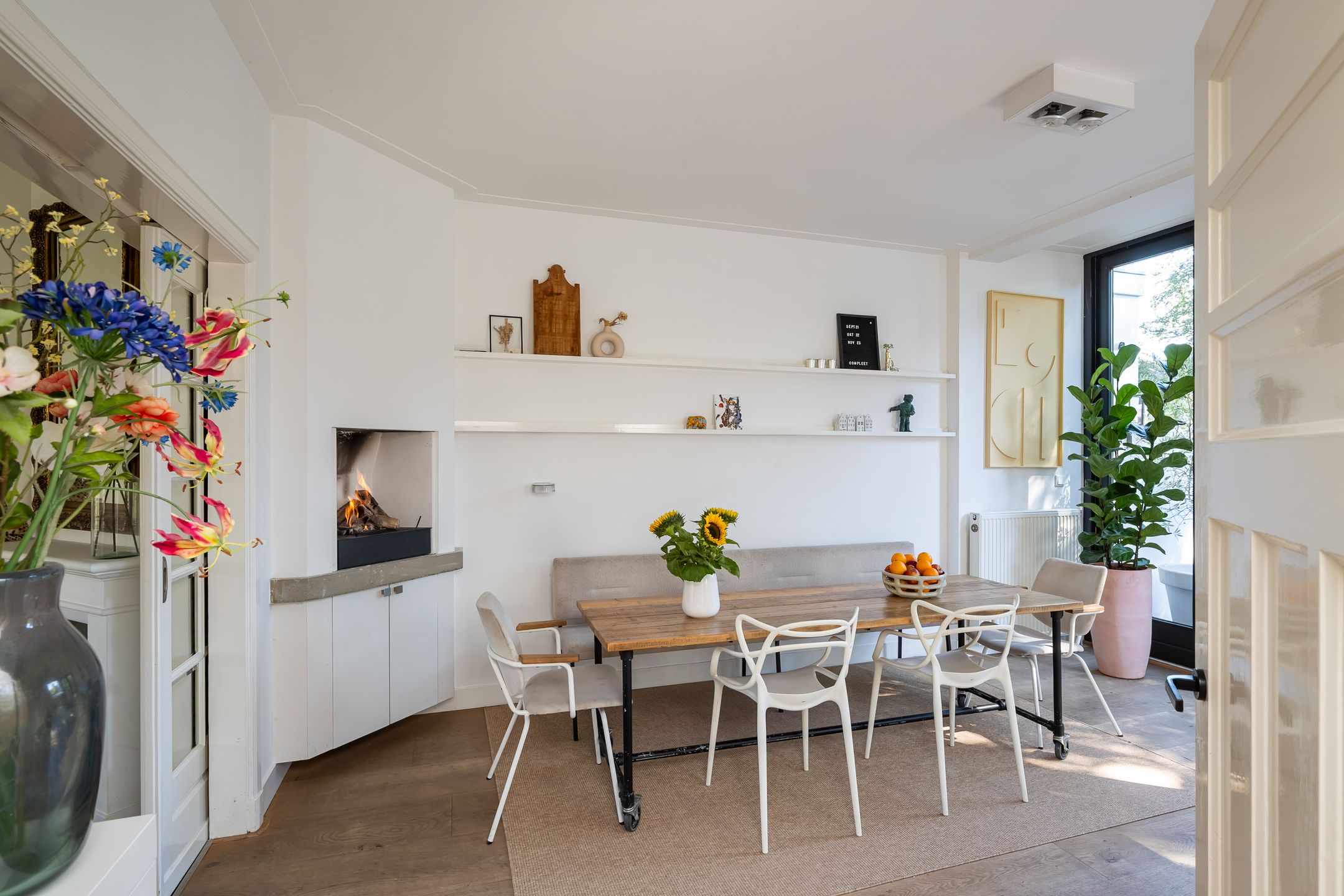 Photo 12 of Van der Helstlaan 29