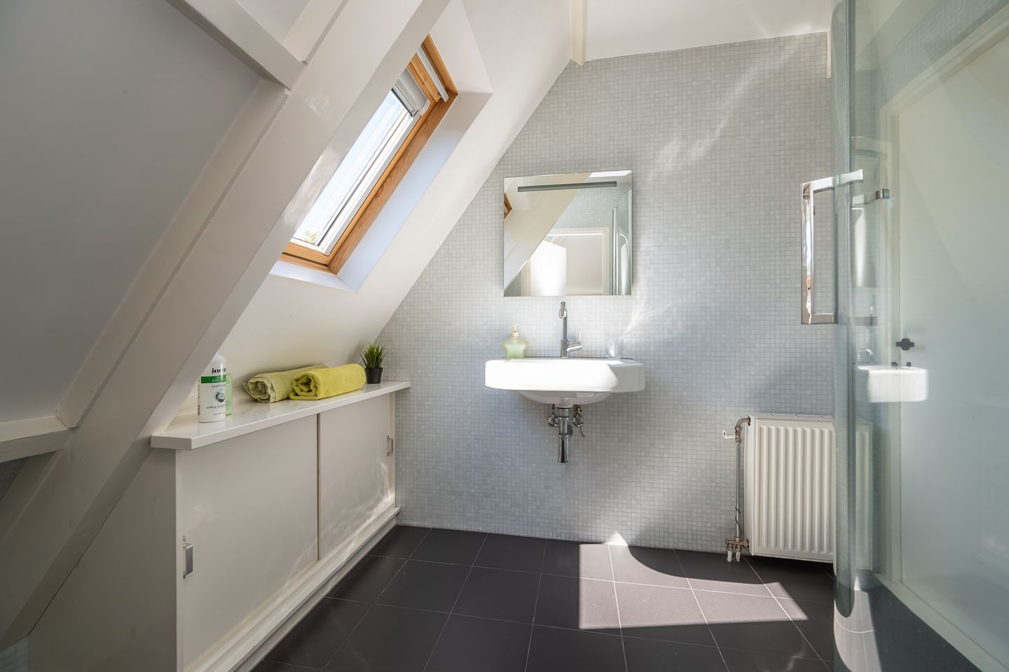 Photo 55 of Van der Helstlaan 29