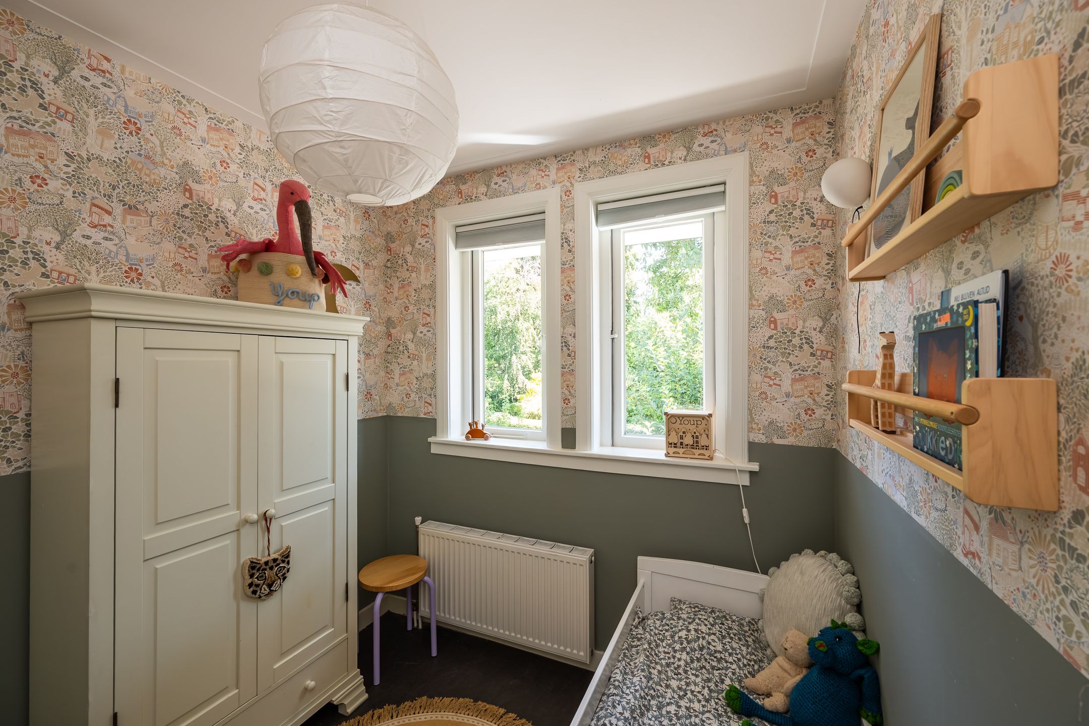 Photo 48 of Van der Helstlaan 29