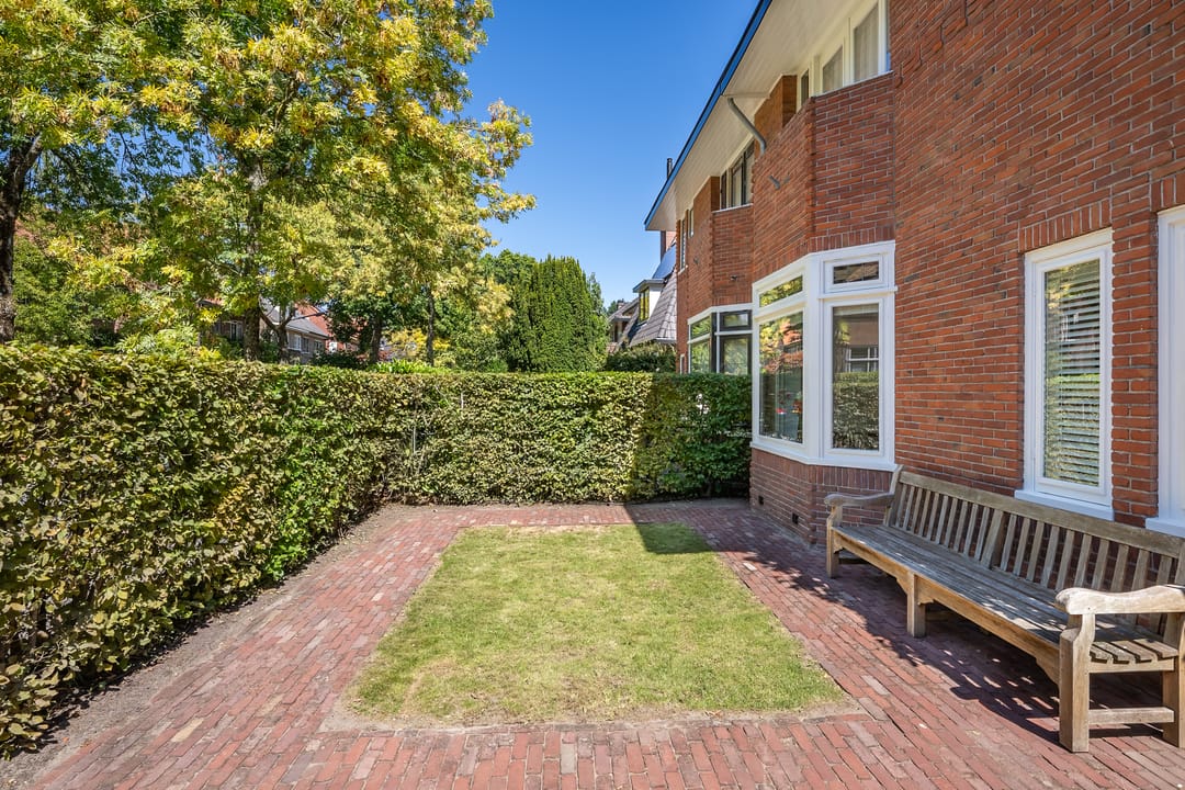 Photo 61 of Van der Helstlaan 29