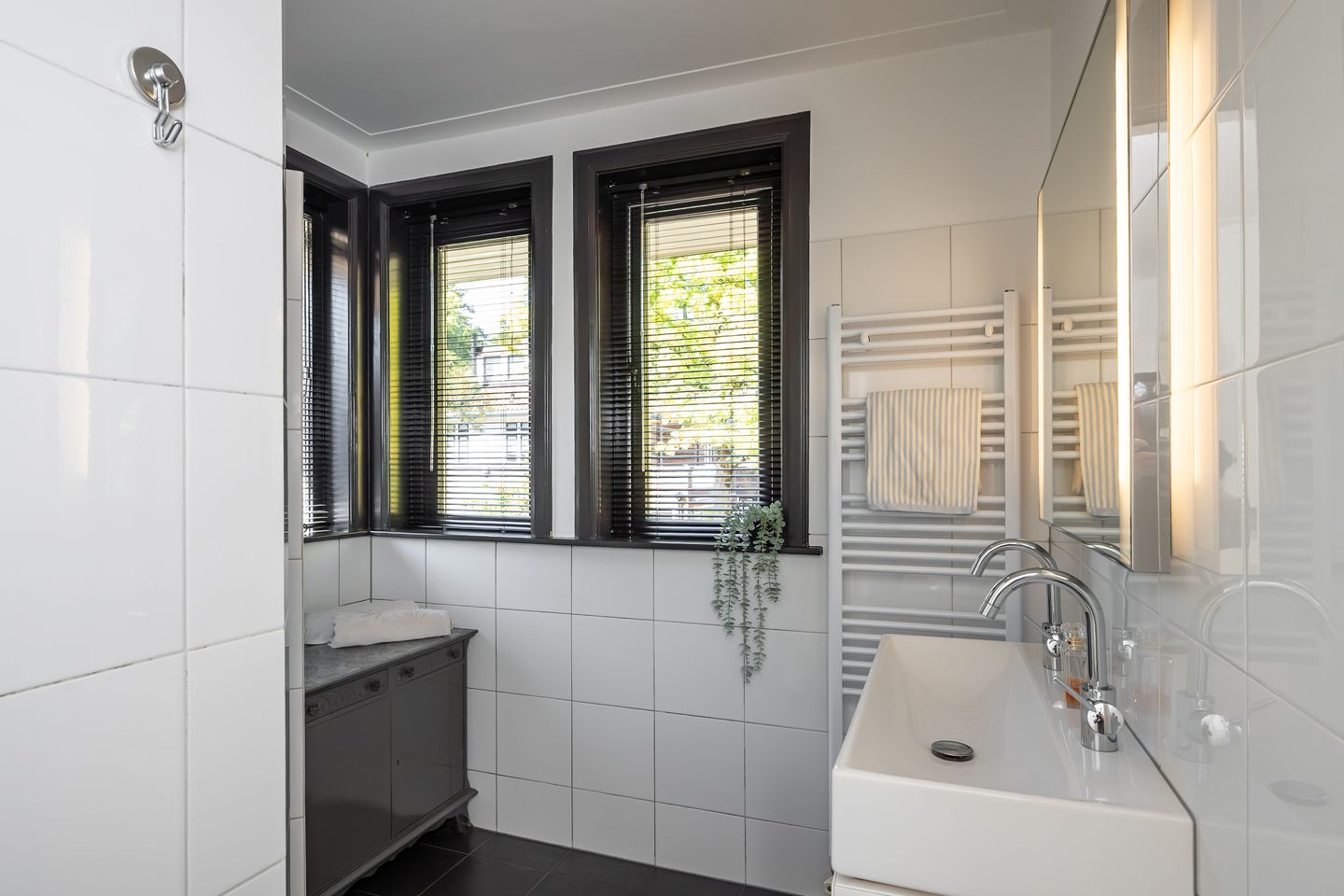 Photo 29 of Van der Helstlaan 29