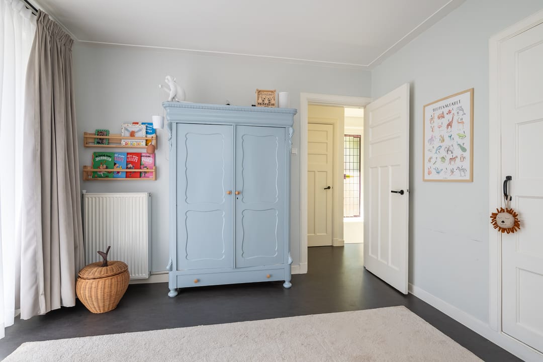 Photo 37 of Van der Helstlaan 29
