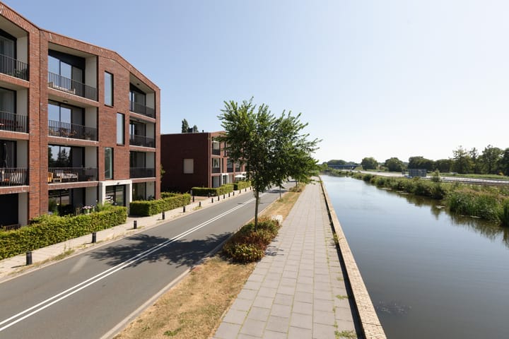 Photo 2 of van Schouwenburgstraat 7-202