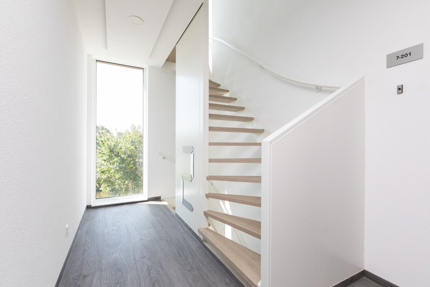 Photo 19 of van Schouwenburgstraat 7-202