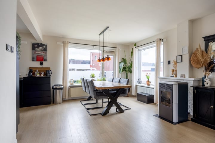 Vrijstaande woning te koop: Nipperusstraat 19, Ulrum