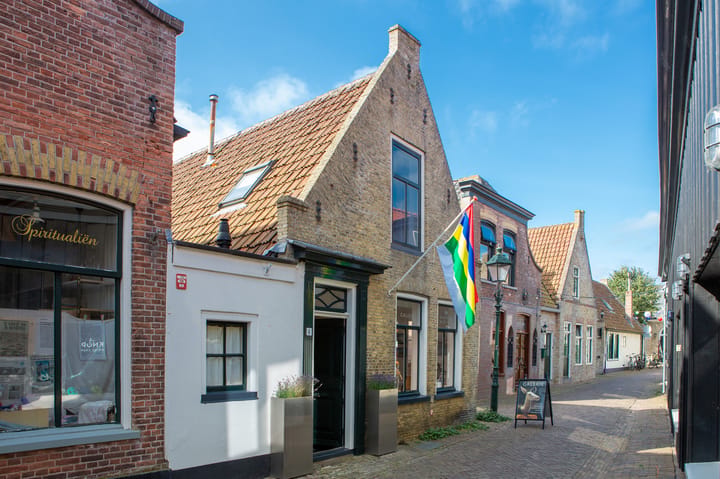 Foto 2 van Raadhuisstraat 4