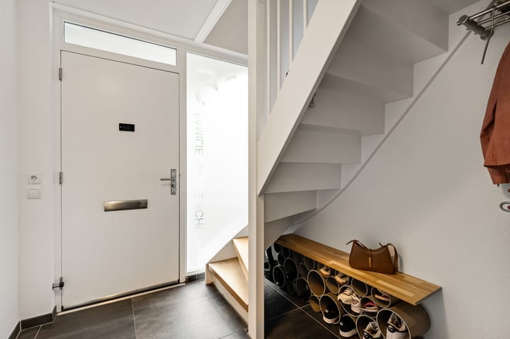 Tussenwoning te koop: De Lingst 35, Haelen