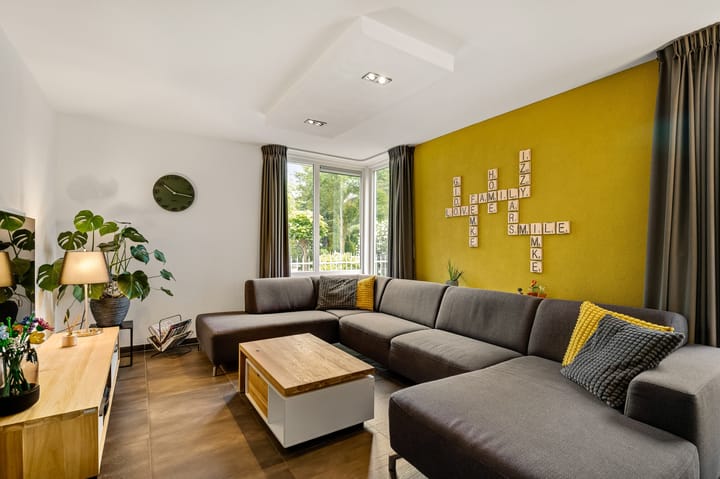 Tussenwoning te koop: De Lingst 35, Haelen