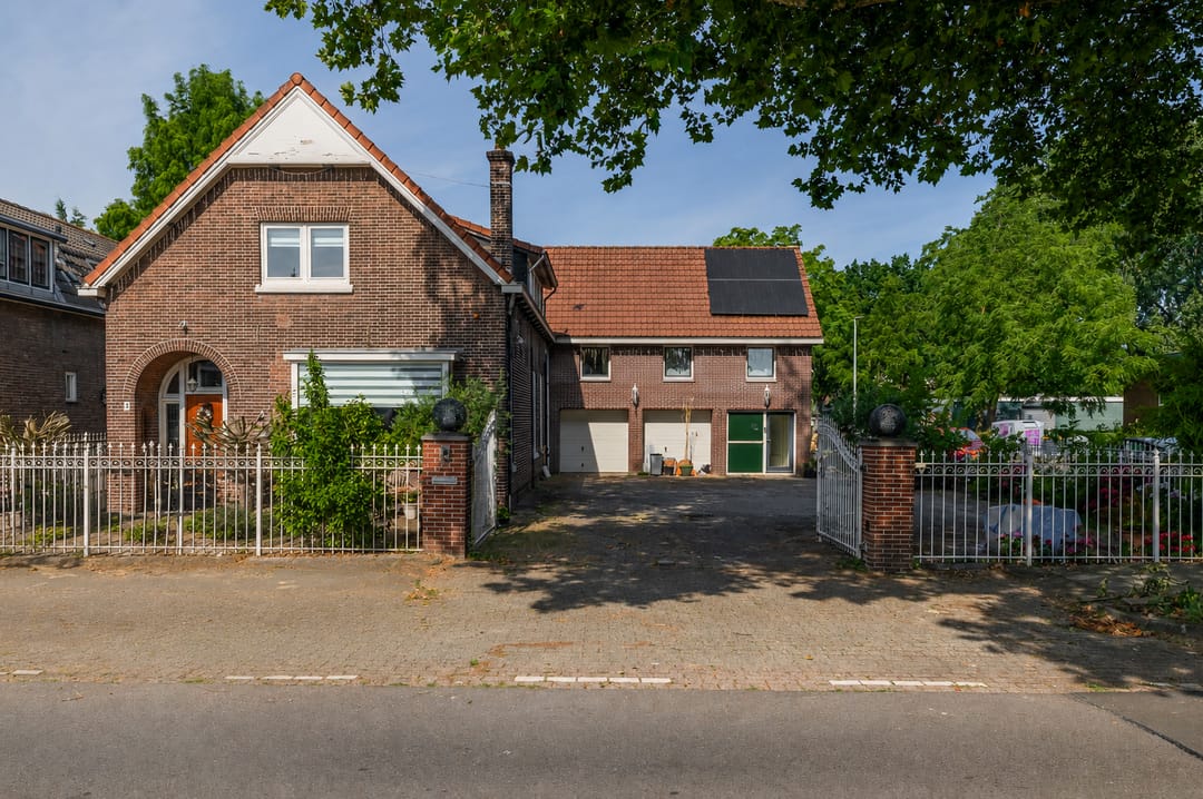 Photo 1 of Koninginneweg 4