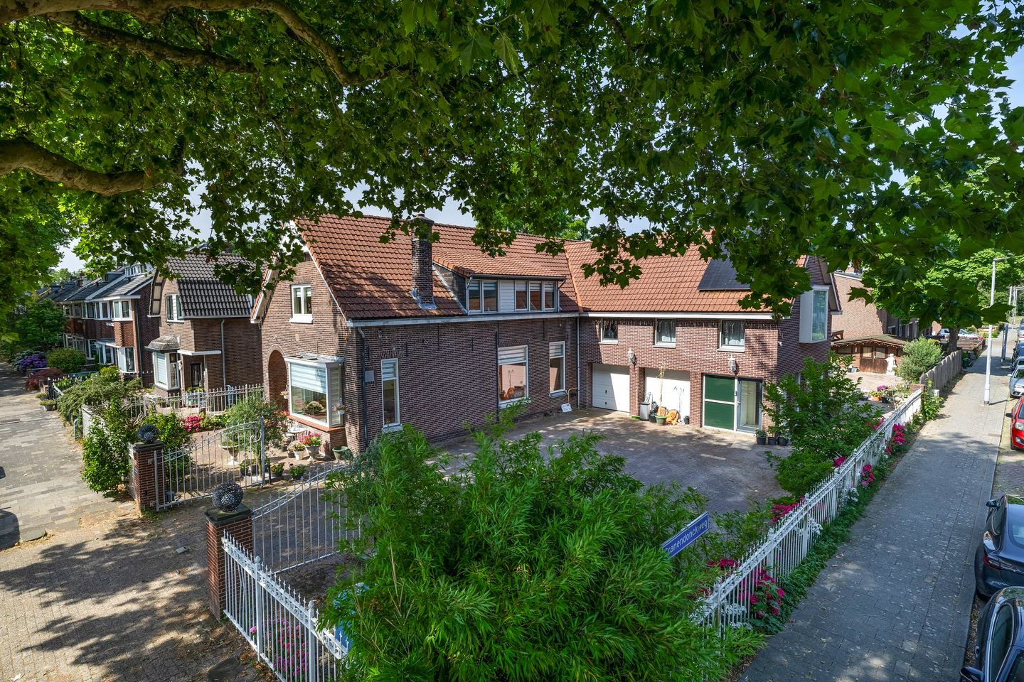 Photo 4 of Koninginneweg 4