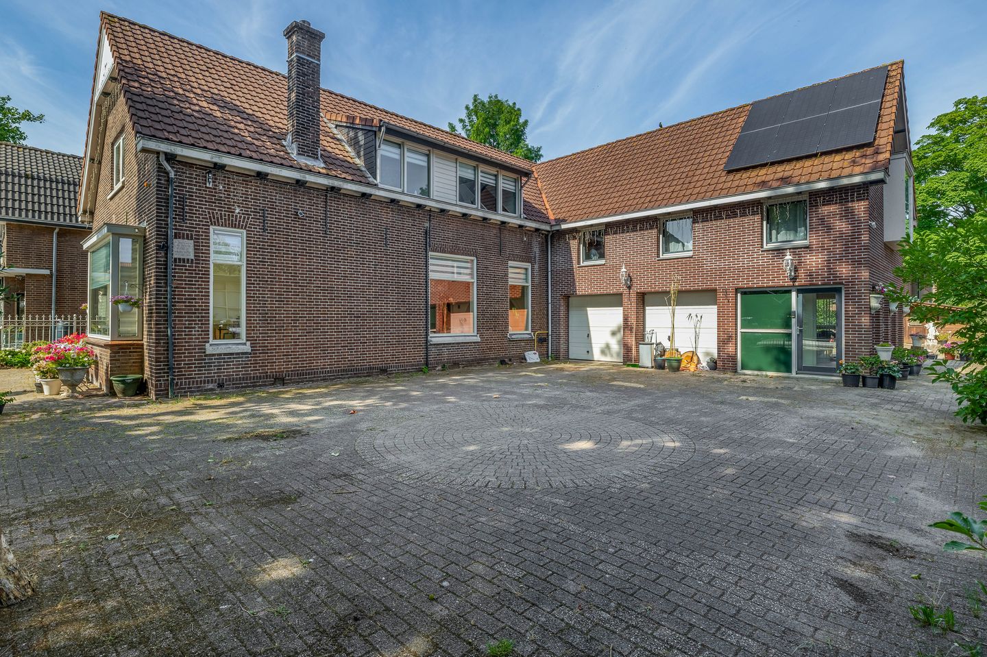 Photo 35 of Koninginneweg 4