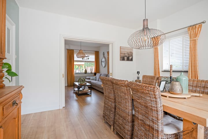 Hoekwoning te koop: Achter de Hoven 67, Buchten