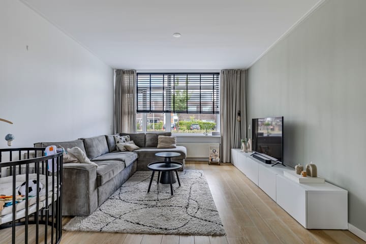 Hoekwoning te koop: Age Piersstraat 15, Sneek