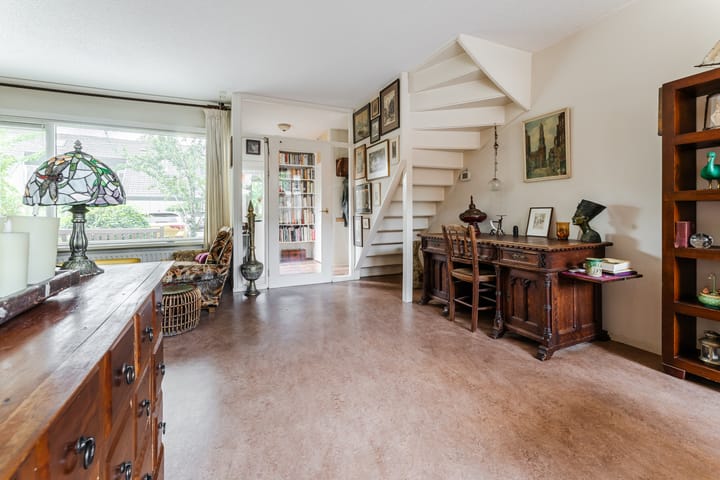 Tussenwoning te koop: Gandhistraat 158, Hoofddorp