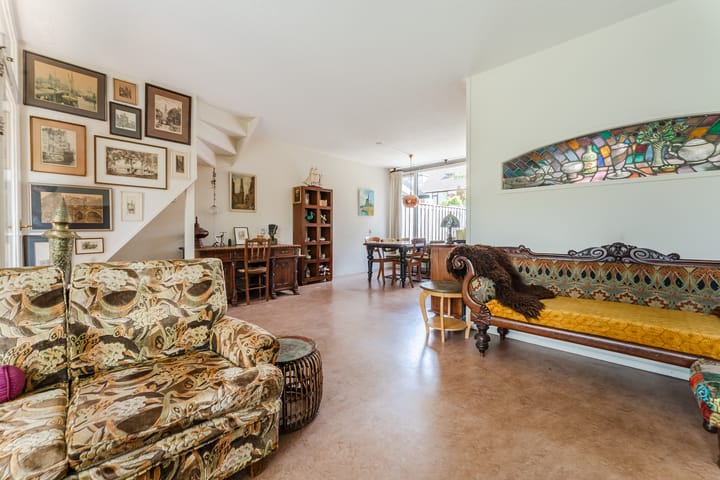 Tussenwoning te koop: Gandhistraat 158, Hoofddorp