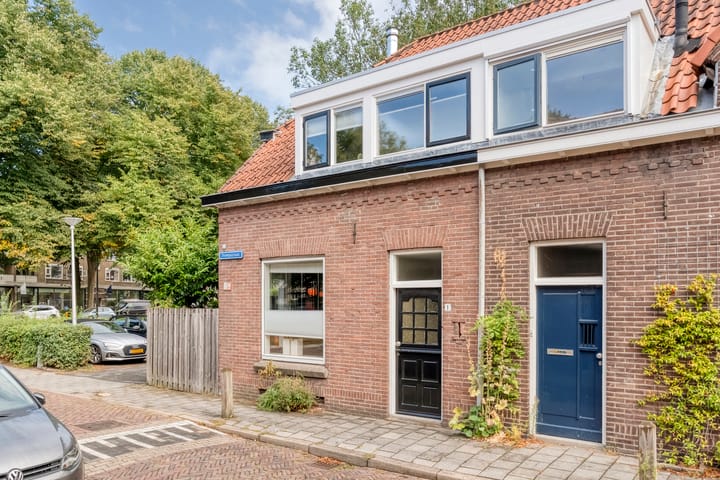 Hoekwoning te koop: Trompstraat 1, Zwolle