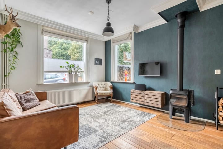 Hoekwoning te koop: Trompstraat 1, Zwolle