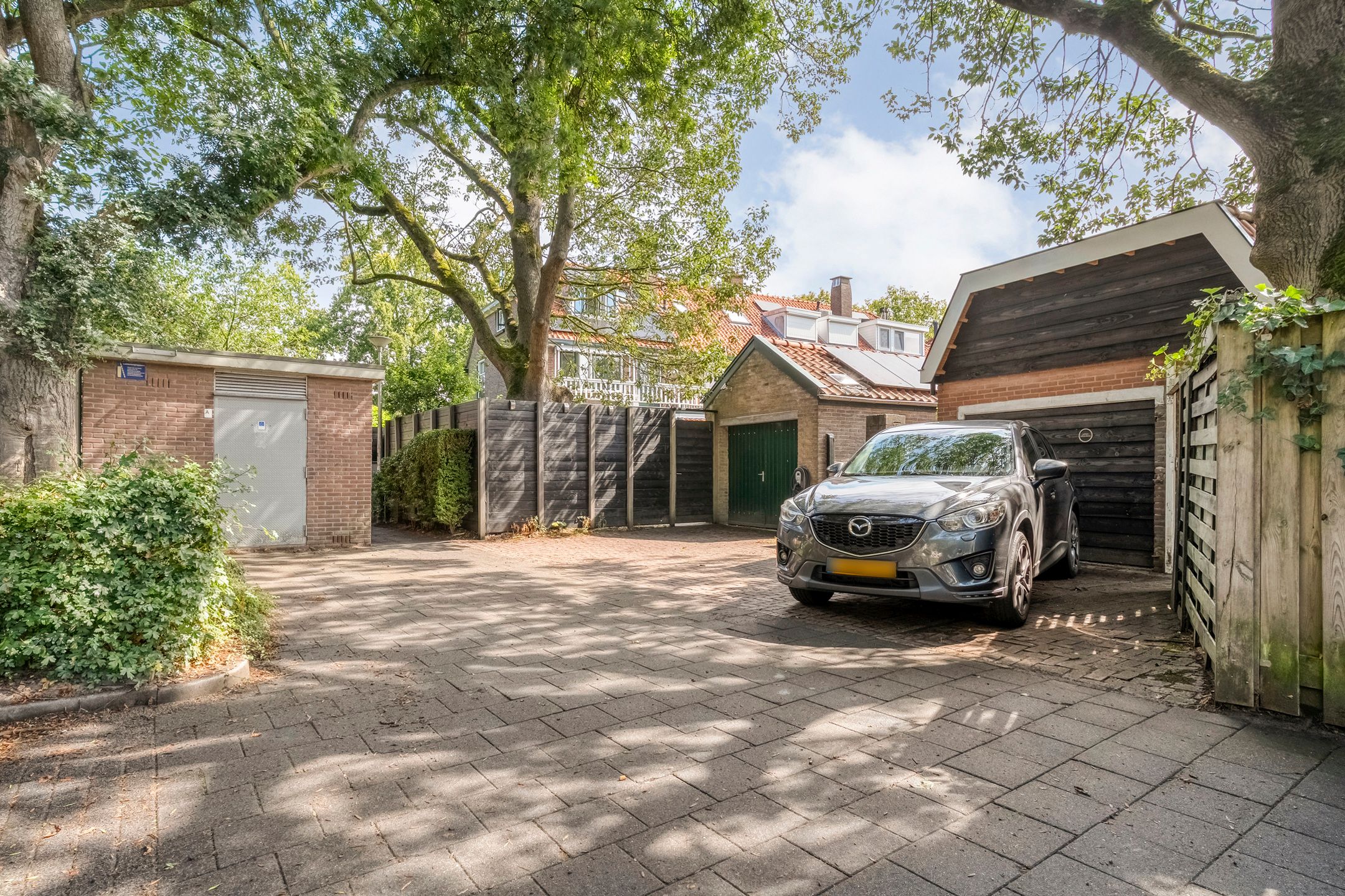 Photo 57 of Trompstraat 1