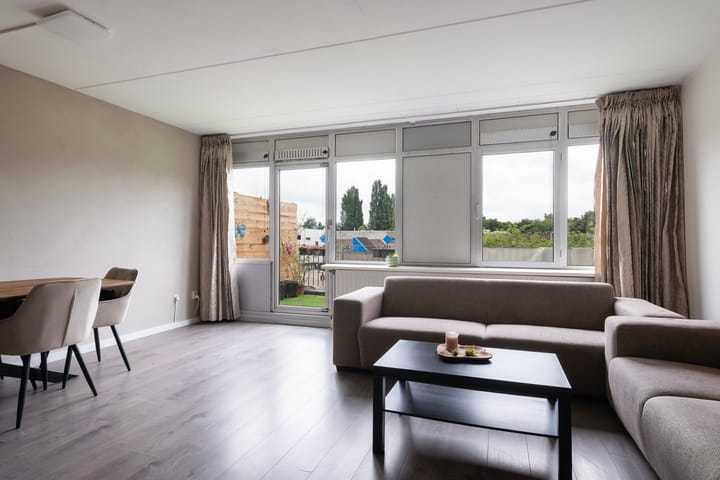 Appartement te koop: Renooiplein 17, Amsterdam