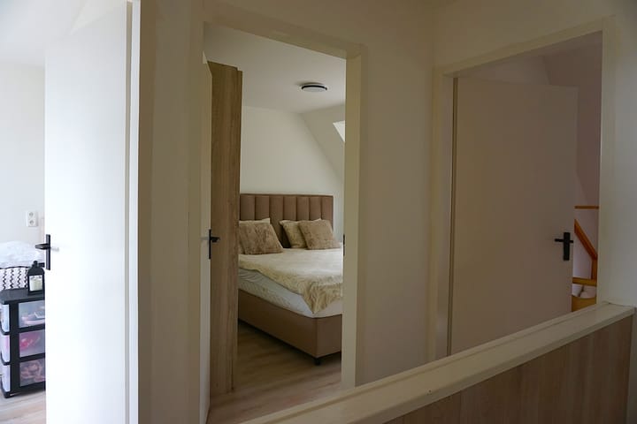 Tussenwoning te koop: Langeweg 7, Bergen Op Zoom