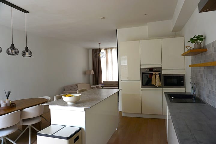Tussenwoning te koop: Langeweg 7, Bergen Op Zoom