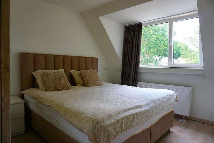 Tussenwoning te koop: Langeweg 7, Bergen Op Zoom