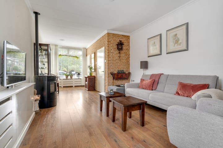 Vrijstaande woning te koop: Johan Wijnoltsstraat 152, Enschede