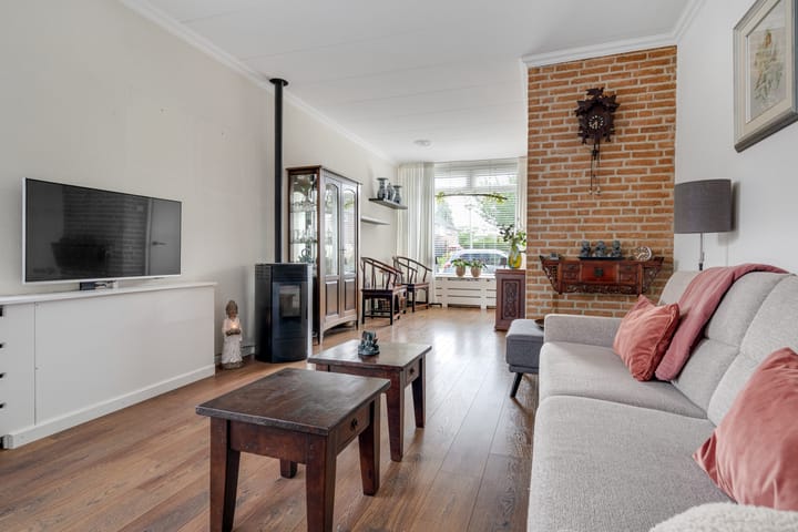 Vrijstaande woning te koop: Johan Wijnoltsstraat 152, Enschede