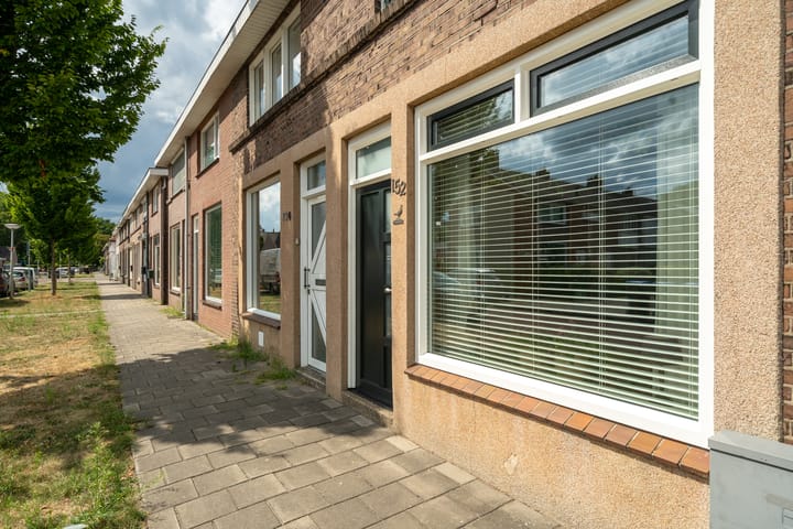 Vrijstaande woning te koop: Johan Wijnoltsstraat 152, Enschede