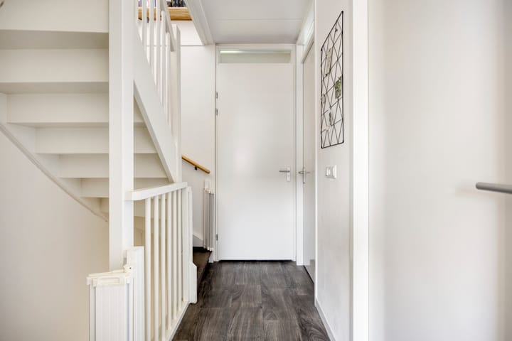 Tussenwoning te koop: Zilverreiger 2, Leimuiden