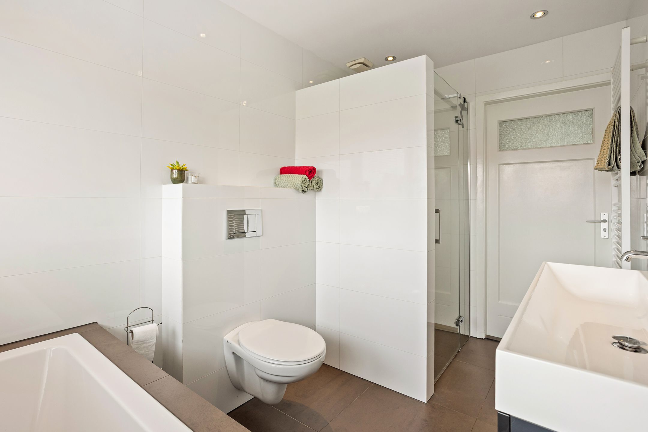 Photo 21 of Van Musschenbroekstraat 29