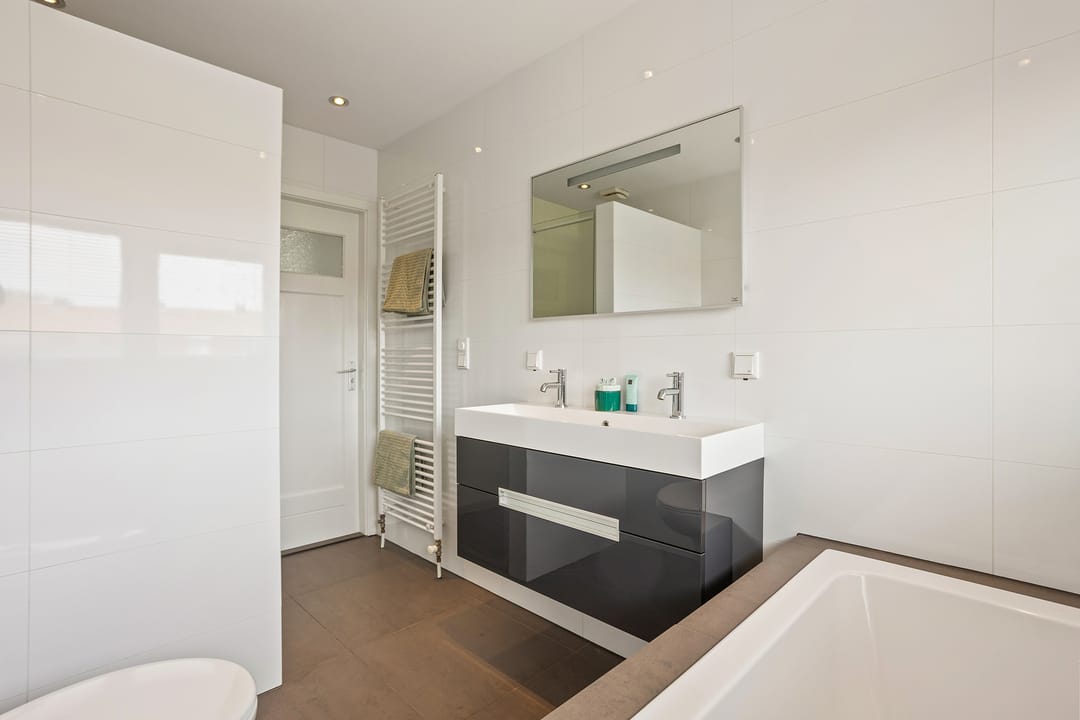 Photo 22 of Van Musschenbroekstraat 29