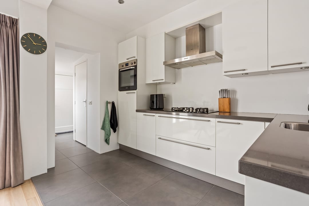 Photo 11 of Van Musschenbroekstraat 29