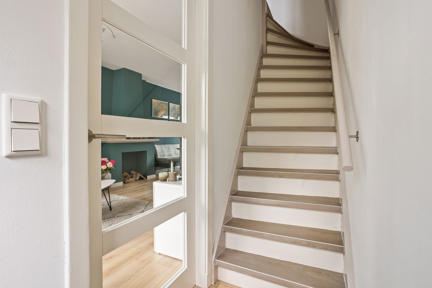 Photo 4 of Van Musschenbroekstraat 29