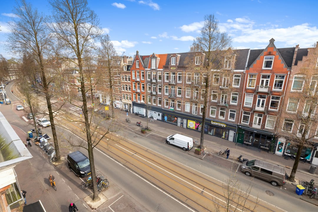Photo 28 of Bilderdijkstraat 120-3