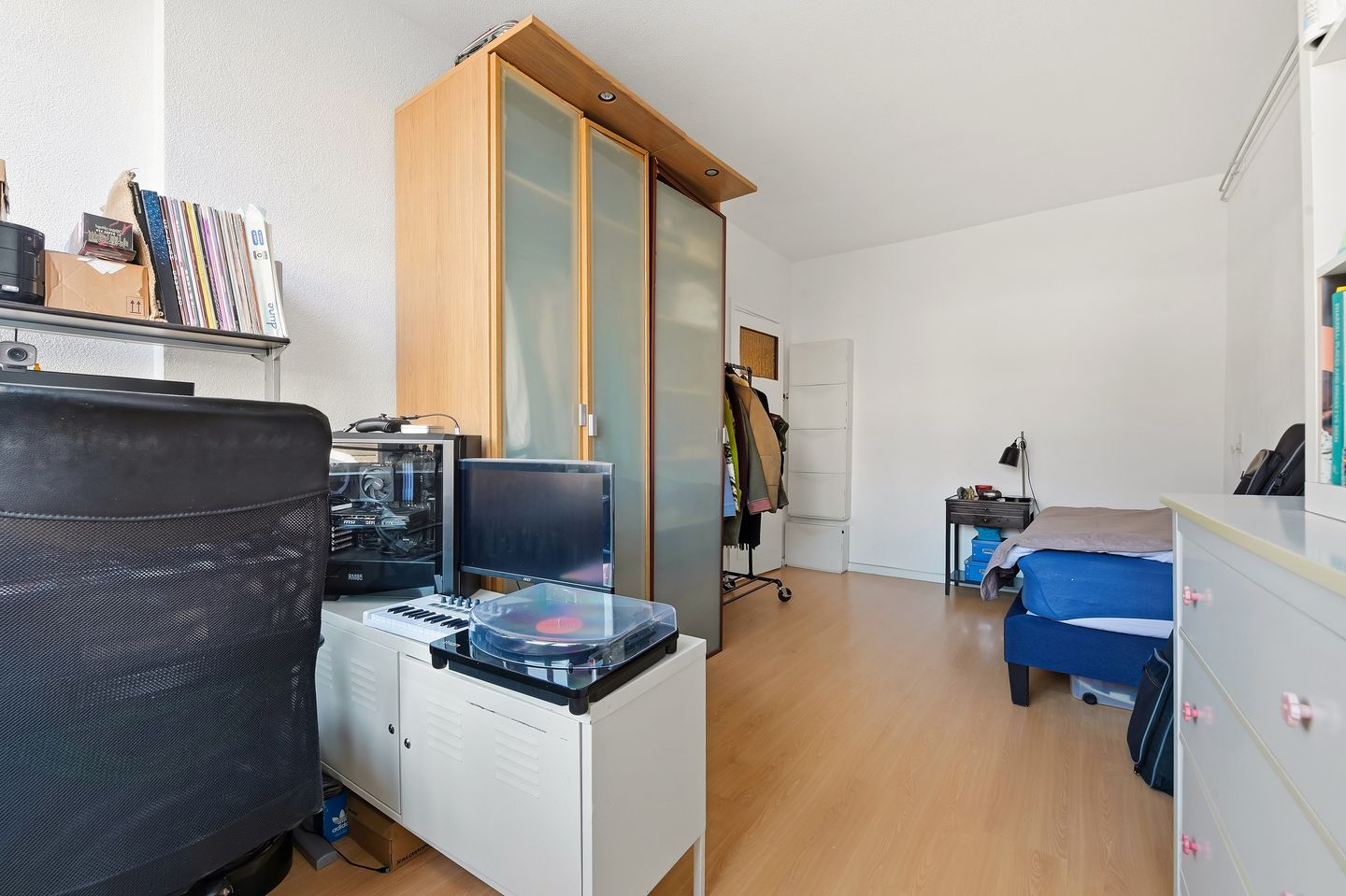 Photo 19 of Willem Buytewechstraat 63-B