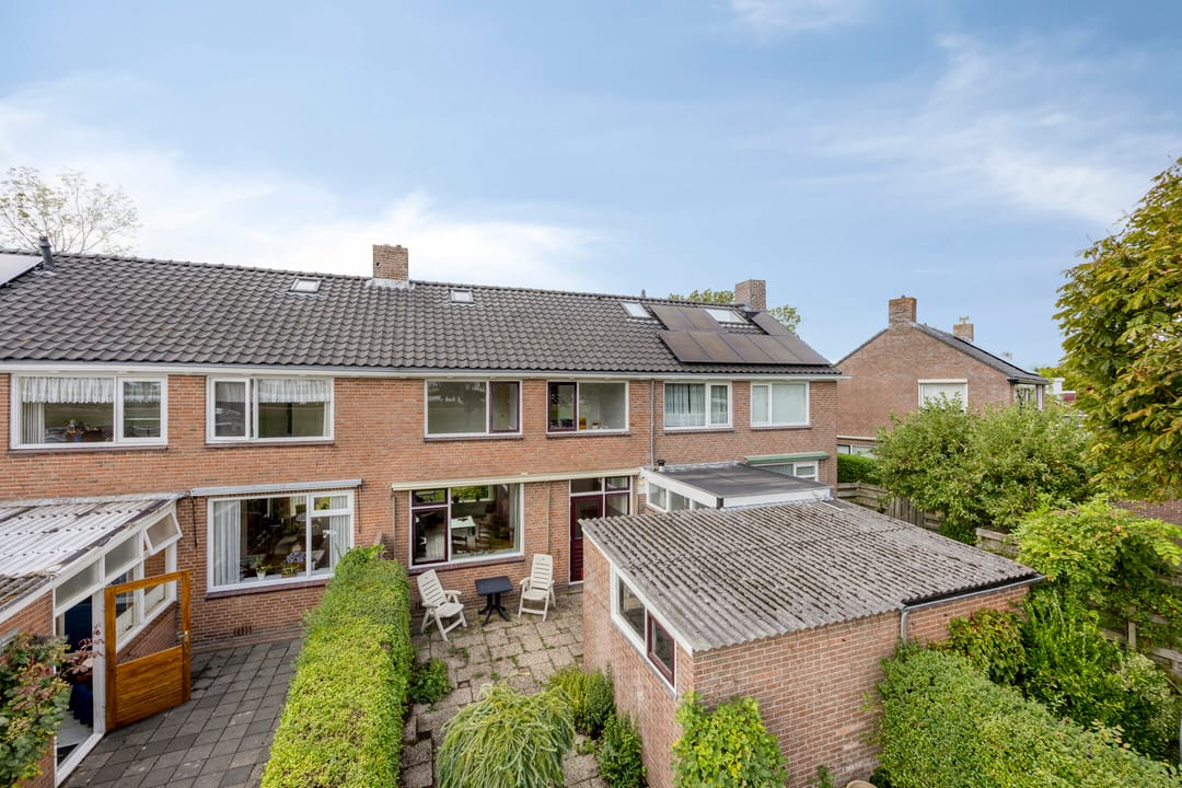 Photo 23 of Burg. Mijnlieffstraat 65