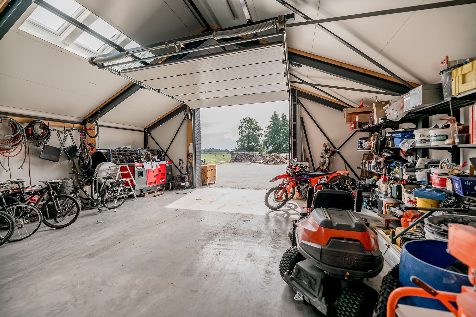 Photo 36 of Meester Werkmanstraat 4-A