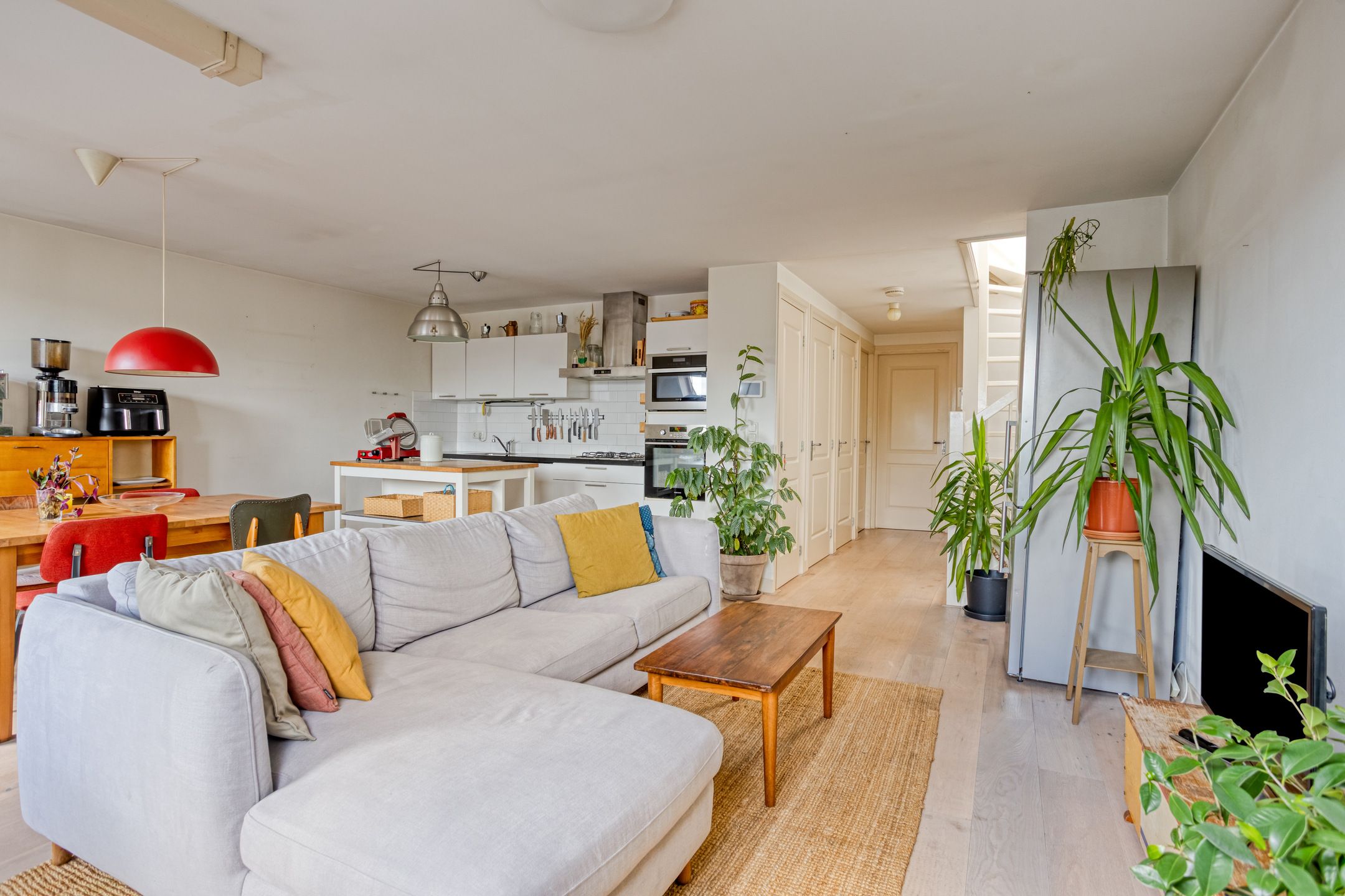 Photo 9 of Bilderdijkstraat 182-4