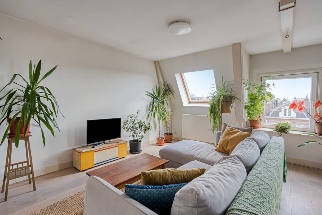 Photo 8 of Bilderdijkstraat 182-4