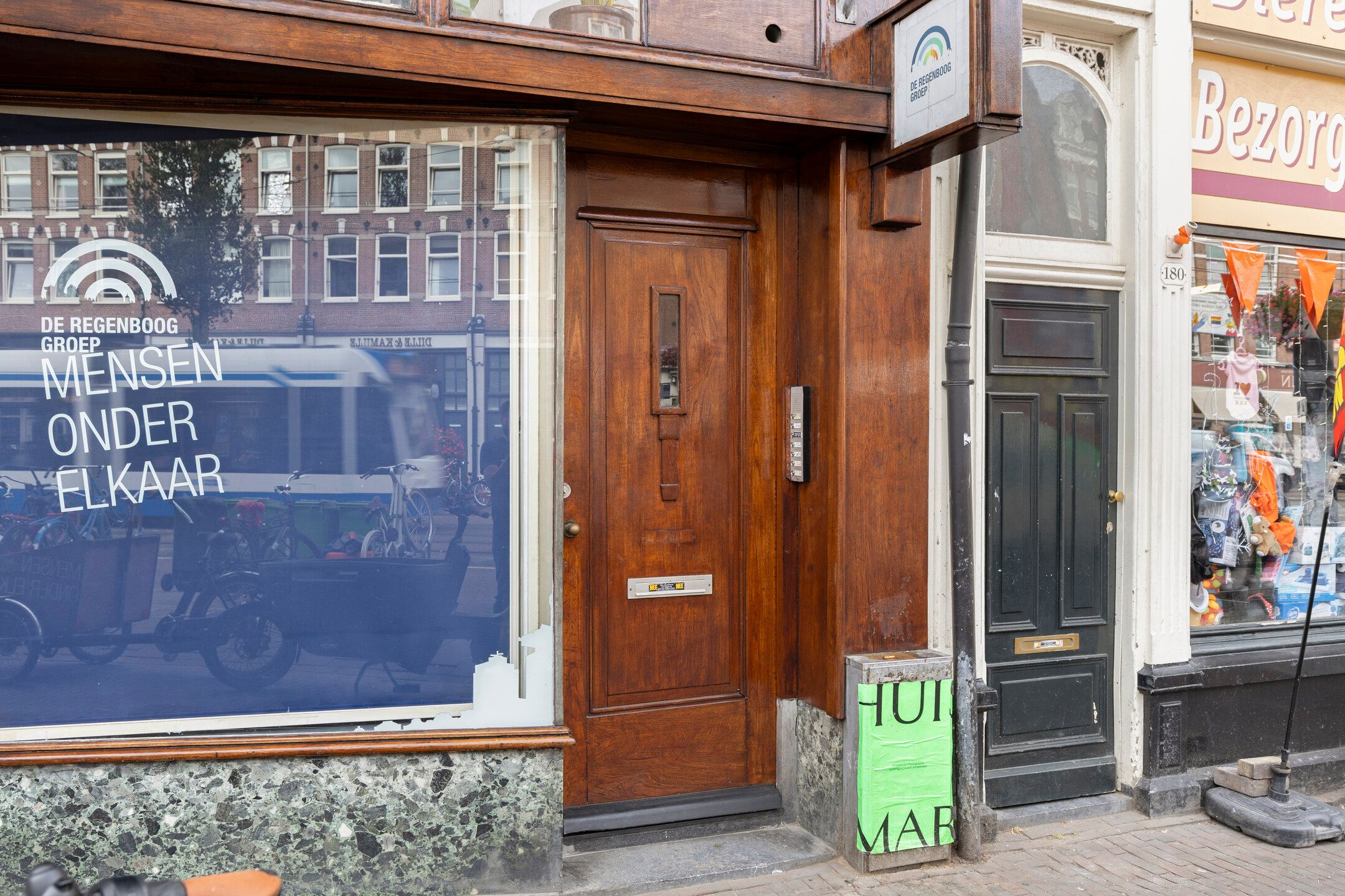 Photo 33 of Bilderdijkstraat 182-4