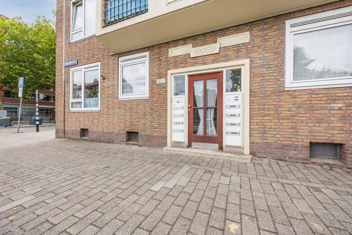 Photo 5 of Schiedamseweg 180-C