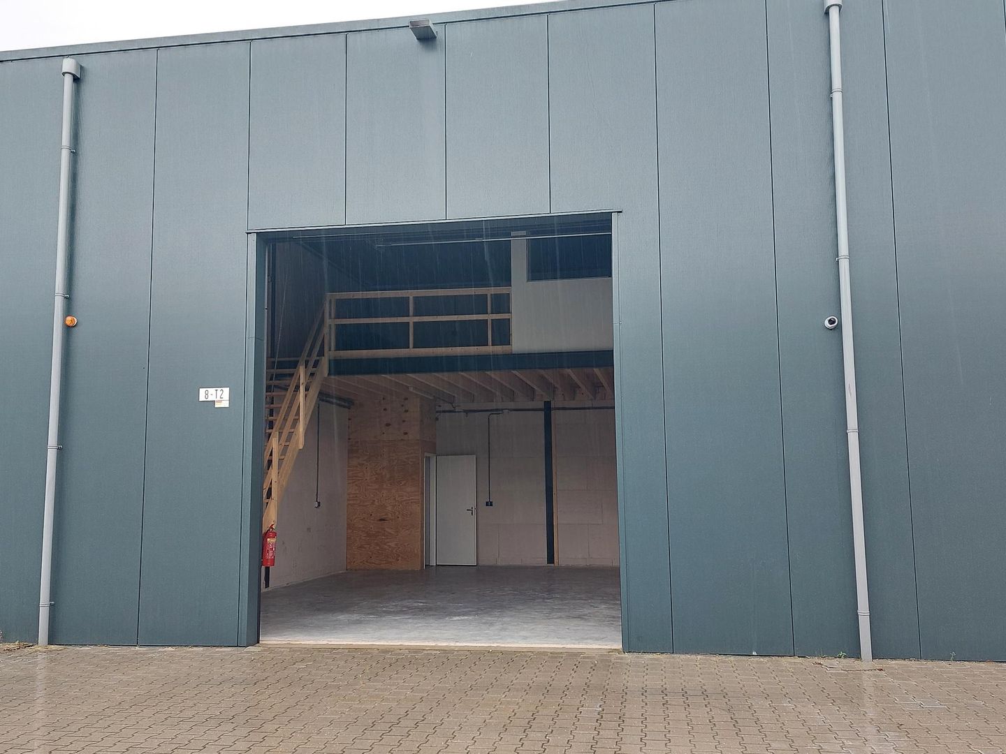 Bekijk foto 3 van Industrieweg 8-T2